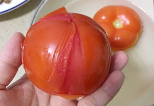 Can mix the practice measure of the boiling water of dawdle of tomato young soya bean that the meal has 4