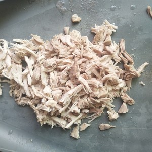 Face of green pepper shredded meat (soup broken bits is used opportunely) practice measure 3