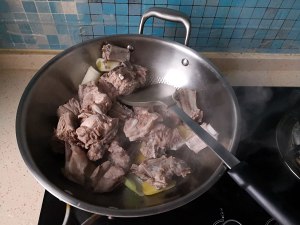 The practice measure of soup of chop lotus root 8