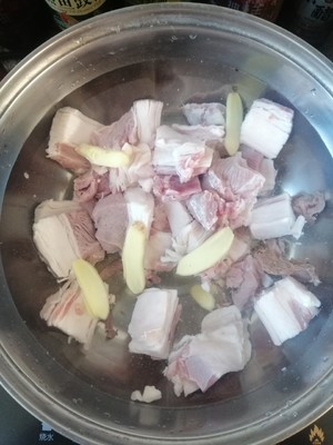 The practice measure of hotpot soup vermicelli made from bean starch 1