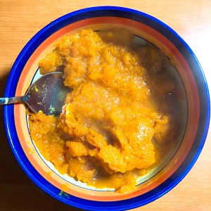 The practice measure of a thick soup of fabaceous breast pumpkin 2