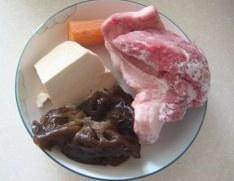 The practice measure of arenaceous boiler a round mass of food 1