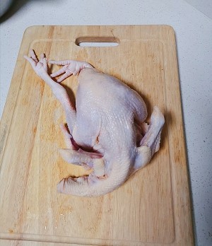 The practice measure of chicken broth of boiled in clear soup 1