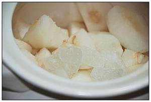 The practice measure of soup of pear of snow of rock candy tremella 3