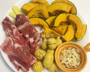 Soup of bone of pumpkin chestnut pig - the practice measure that teachs you Bao Guangdong soup 1