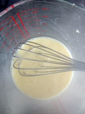 A bowl beautiful the practice measure of fresh and tender and clinking egg beautiful soup 1