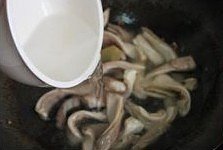 The practice measure of soup of peppery pig abdomen 7