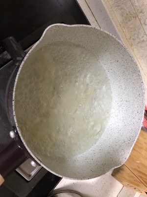 The practice measure of boiling water of Qiu Rinuan's warm tremella of pear of rock candy snow 2