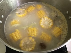 Corn carrot pig bone soup- - be good at the practice measure with lienal wet dispel 6
