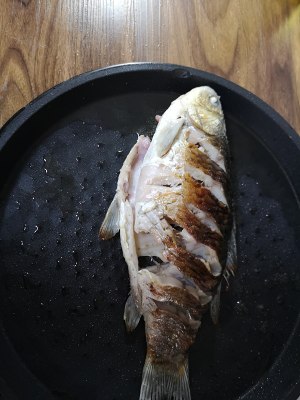 The soup of fish of red jujube crucian carp of sweet thick cream color (add a few focal points that make soup of fish of full-bodied grandma white crucian carp) practice measure 5