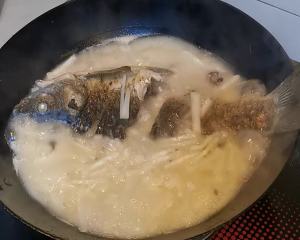 The practice measure of soup of turnip of fish of crucian carp of 1000 islands lake 4