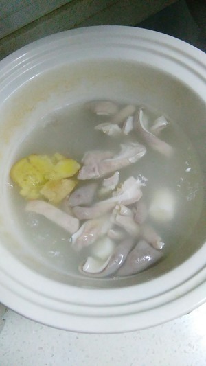Chicken broth of abdomen of soup of abdomen of pig of the yam that raise a stomach, pig (the abdomen that contain a pig cleans a method) practice measure 15