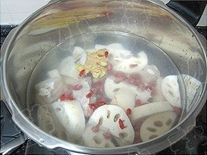 The practice measure of soup of chop of earthnut of lotus lotus root 2