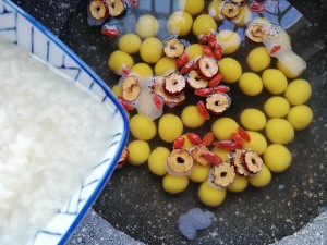 The wife should have this sweetmeats more, be good at lienal enrich the blood, the way is simple, than every day the practice measure with apply face ambitious film 11