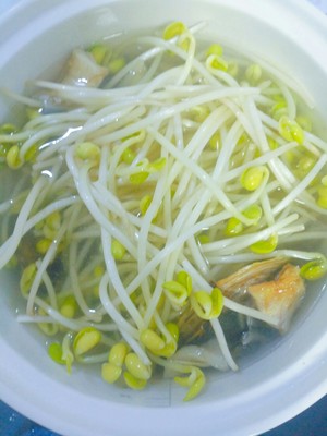 The practice measure of soup of bean sprouts of dry walleye pollack 4