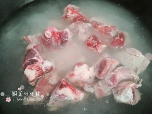 Does Xianggu mushroom warm chop boiling water? [happy days of cocoa gentleman hutch 11] practice measure 3
