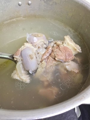 Very simple the practice measure of delicate big bone soup 3