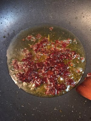 ホールママが赤いスープヒツジのさそり料理をするように教えている練習方法 13 