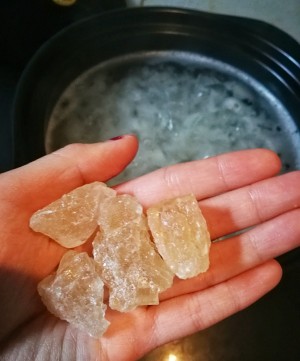Flourishing age is beautiful colour the practice measure of a thick soup of bright tremella of rose of ~ rock candy 4