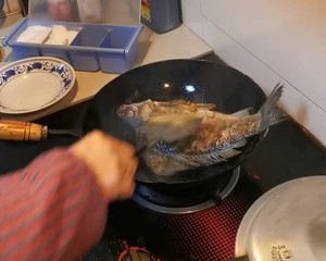 The practice measure of soup of turnip of fish of crucian carp of 1000 islands lake 2