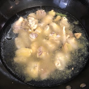 The practice measure of chicken broth of earth of former juice raw ingredient 3