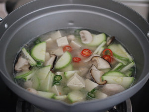 The practice measure of big sauce soup 3