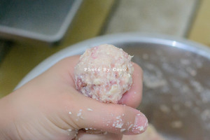 The practice measure of soup of bean curd a round mass of food 7
