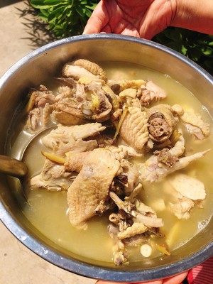 The chicken broth that stew from catch initial practice move 22