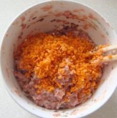 The practice measure of arenaceous boiler a round mass of food 8