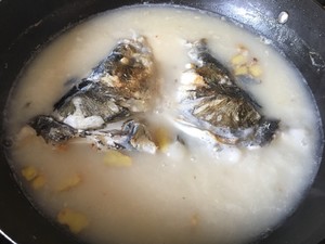 The practice measure of soup of piscine head bean curd 17