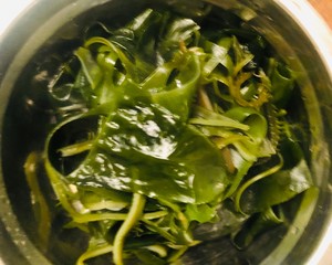 Kelp egg soup (kelp bud egg spends soup) practice measure 2