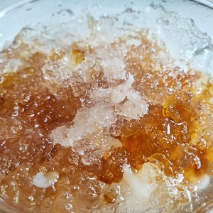 The practice measure of a thick soup of swallow of snow of rice of horn of peach glue black 2