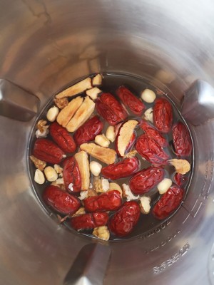 The practice move that walnut of red jujube earthnut shows 5