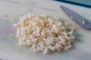 The practice measure of soup of tremella of fruit violet rice 9