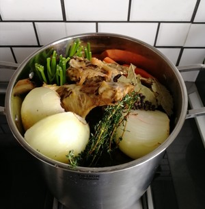 The practice measure of Western-style soup-stock 4