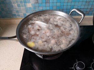 The practice measure of soup of chop lotus root 5