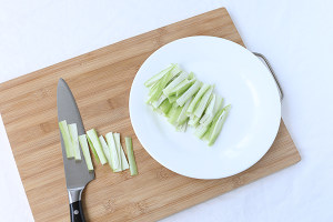 The practice measure of soup of bean curd of Sun of towel gourd bamboo 4