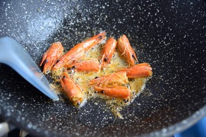 The practice measure of brighter than little fresh pork seafood bean curd 5