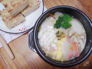 Han type New Year cake piece soup ~~ is delicious and inapproachable, soft glutinous food is much, delicate have nutrition, not the practice step that anxious child does not take course 4