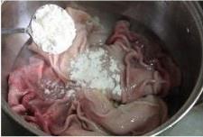 The practice measure of soup of peppery pig abdomen 3