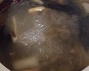 Winter is nourishing the practice measure of chicken broth of black of bacterium stay of proceedings 4