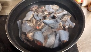 The practice measure of delicious black chicken broth 1