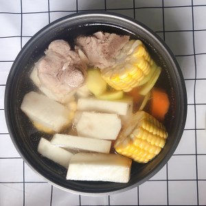 Guangdong's most classical soup, the practice measure that Bao gives full-bodied Shang Se and mouthfeel 3