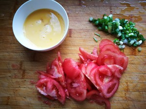 Tomato egg soup (dish of super and simple quick worker) practice measure 2