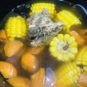 The practice measure of soup of bone of carrot corn pig 5