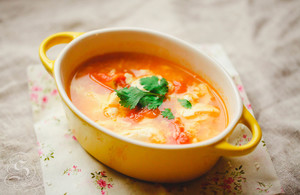 [decrease fat to amount to a person] the practice measure of a thick soup of bean curd of tomato of good taste of の of water of high protein low carbon 4