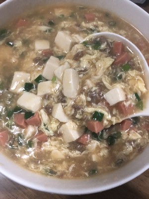 The practice measure of a thick soup of ground meat bean curd 12