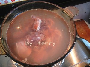 The practice measure of soup of chop of tomato potato corn 1