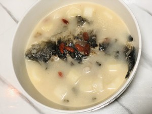 The soup of fish of yam crucian carp with grandma white white milk comes practice measure 7