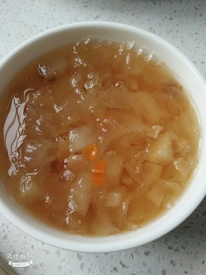 The practice measure of soup of snow pear tremella 7